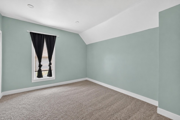 615 15th, ROCKFORD, Illinois 61104, 2 Bedrooms Bedrooms, ,1 BathroomBathrooms,House,For Sale,15th,202604468