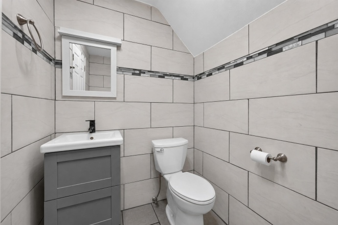 615 15th, ROCKFORD, Illinois 61104, 2 Bedrooms Bedrooms, ,1 BathroomBathrooms,House,For Sale,15th,202604468