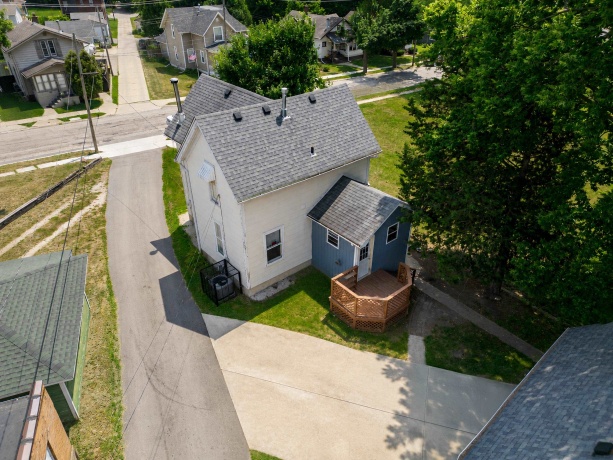 615 15th, ROCKFORD, Illinois 61104, 2 Bedrooms Bedrooms, ,1 BathroomBathrooms,House,For Sale,15th,202604468