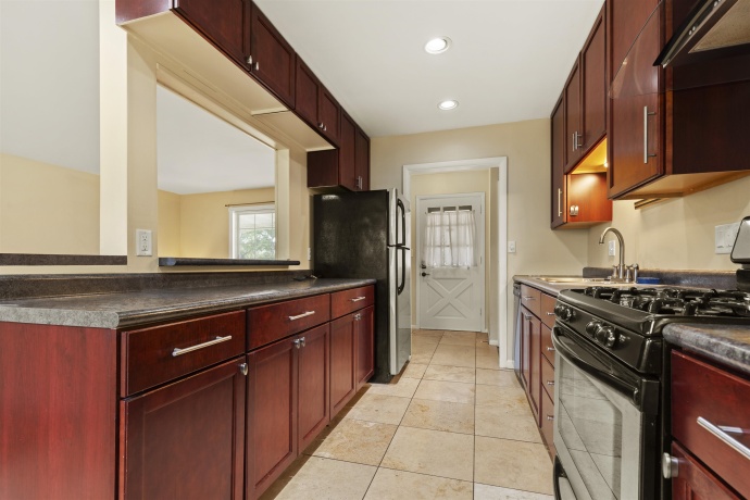 1403 COMANCHE, ROCKFORD, Illinois 61107, 3 Bedrooms Bedrooms, ,2 BathroomsBathrooms,House,For Sale,COMANCHE,202604469