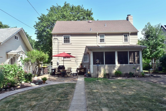 1916 Melrose, ROCKFORD, Illinois 61103, 3 Bedrooms Bedrooms, ,1 BathroomBathrooms,House,For Sale,Melrose,202604472