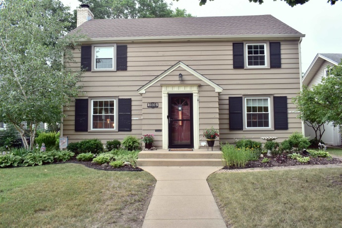 1916 Melrose, ROCKFORD, Illinois 61103, 3 Bedrooms Bedrooms, ,1 BathroomBathrooms,House,For Sale,Melrose,202604472
