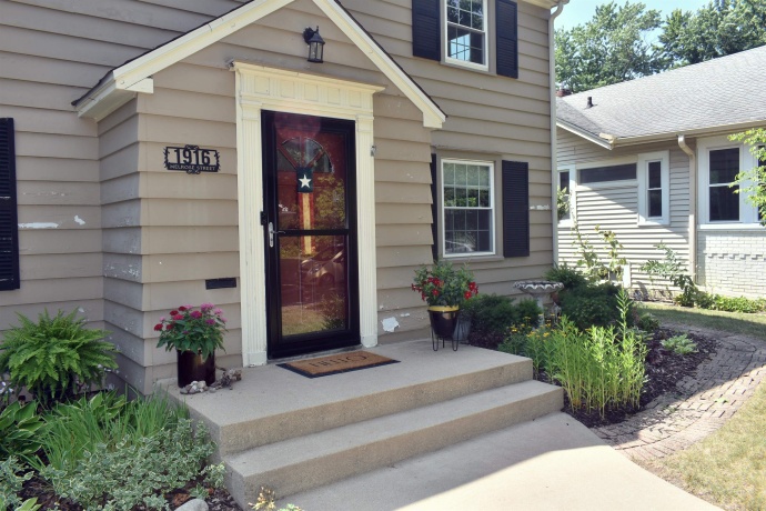 1916 Melrose, ROCKFORD, Illinois 61103, 3 Bedrooms Bedrooms, ,1 BathroomBathrooms,House,For Sale,Melrose,202604472