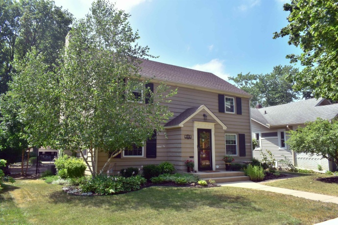 1916 Melrose, ROCKFORD, Illinois 61103, 3 Bedrooms Bedrooms, ,1 BathroomBathrooms,House,For Sale,Melrose,202604472