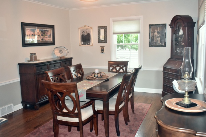 1916 Melrose, ROCKFORD, Illinois 61103, 3 Bedrooms Bedrooms, ,1 BathroomBathrooms,House,For Sale,Melrose,202604472