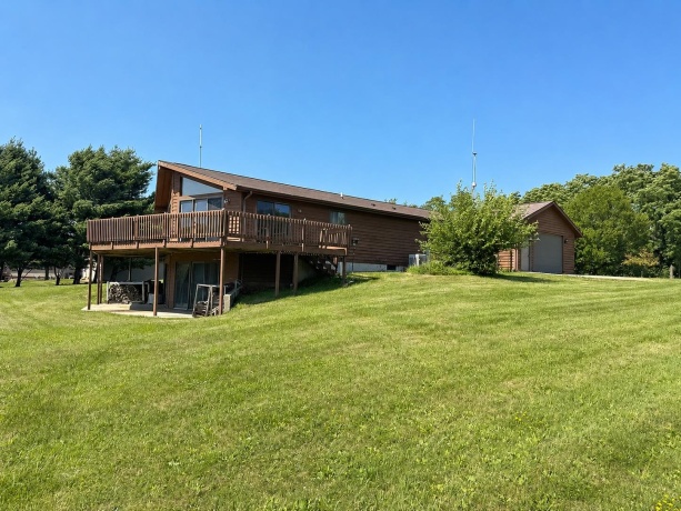 19-28 Hidden Valley, LAKE CARROLL, Illinois 61046, 3 Bedrooms Bedrooms, ,2 BathroomsBathrooms,House,For Sale,Hidden Valley,202604475