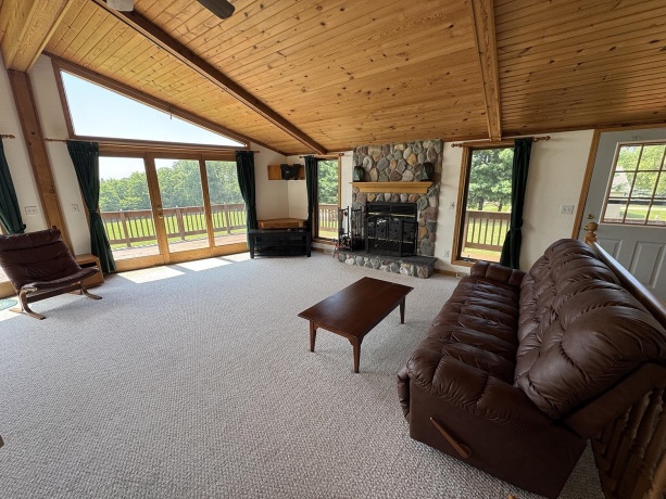 19-28 Hidden Valley, LAKE CARROLL, Illinois 61046, 3 Bedrooms Bedrooms, ,2 BathroomsBathrooms,House,For Sale,Hidden Valley,202604475