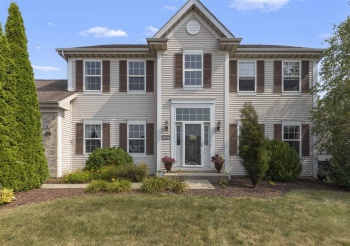 706 Hampton, LOVES PARK, Illinois 61111, 4 Bedrooms Bedrooms, ,2 BathroomsBathrooms,House,For Sale,Hampton,202604479