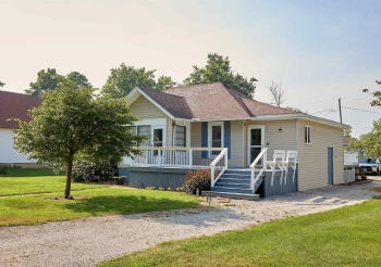 602 2nd North, Wenona, Illinois 61377, 3 Bedrooms Bedrooms, ,2 BathroomsBathrooms,House,For Sale,2nd North,202604484