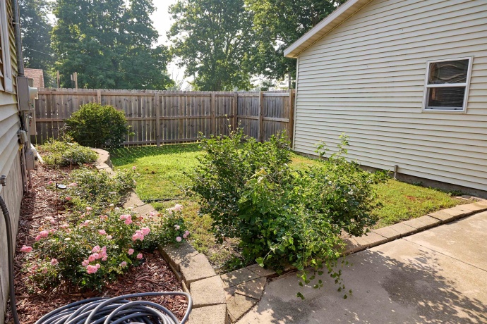 602 2nd North, Wenona, Illinois 61377, 3 Bedrooms Bedrooms, ,2 BathroomsBathrooms,House,For Sale,2nd North,202604484