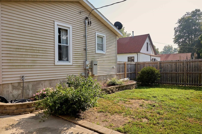 602 2nd North, Wenona, Illinois 61377, 3 Bedrooms Bedrooms, ,2 BathroomsBathrooms,House,For Sale,2nd North,202604484