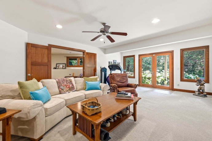 8 ARROWWOOD, GALENA, Illinois 61036, 3 Bedrooms Bedrooms, ,3 BathroomsBathrooms,House,For Sale,ARROWWOOD,202604485