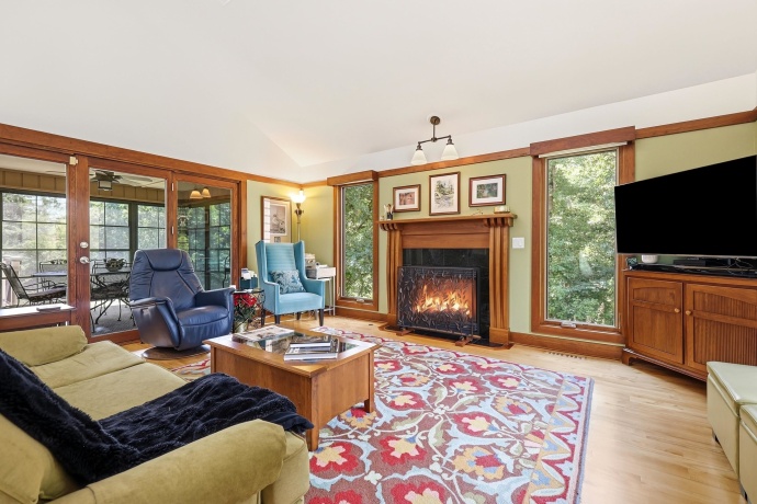 8 ARROWWOOD, GALENA, Illinois 61036, 3 Bedrooms Bedrooms, ,3 BathroomsBathrooms,House,For Sale,ARROWWOOD,202604485