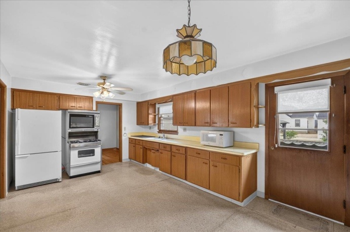 2804 Winnebago, ROCKFORD, Illinois 61103, 3 Bedrooms Bedrooms, ,1 BathroomBathrooms,House,For Sale,Winnebago,202604486