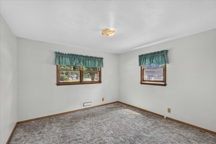 2804 Winnebago, ROCKFORD, Illinois 61103, 3 Bedrooms Bedrooms, ,1 BathroomBathrooms,House,For Sale,Winnebago,202604486