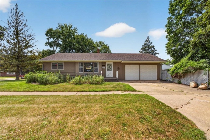 2804 Winnebago, ROCKFORD, Illinois 61103, 3 Bedrooms Bedrooms, ,1 BathroomBathrooms,House,For Sale,Winnebago,202604486