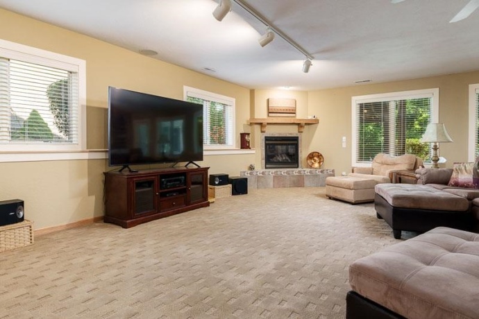 113 RIVERS EDGE, CHERRY VALLEY, Illinois 61016, 3 Bedrooms Bedrooms, ,3 BathroomsBathrooms,Condominium,For Sale,RIVERS EDGE,202604487
