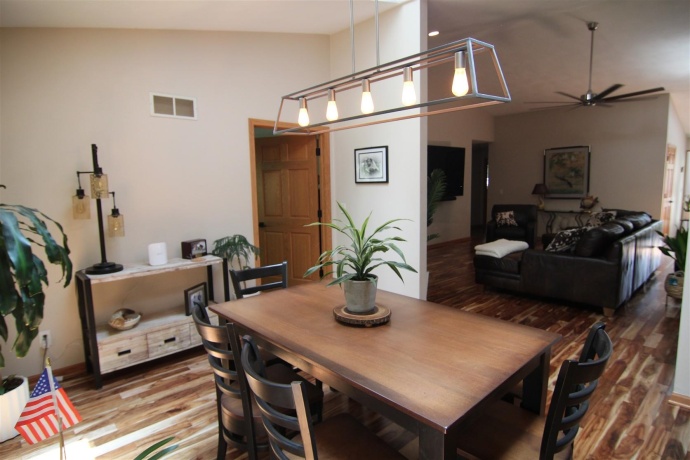 432 Village Wood, ROCKTON, Illinois 61072, 3 Bedrooms Bedrooms, ,3 BathroomsBathrooms,Condominium,For Sale,Village Wood,202604488