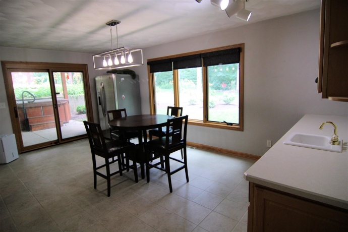 432 Village Wood, ROCKTON, Illinois 61072, 3 Bedrooms Bedrooms, ,3 BathroomsBathrooms,Condominium,For Sale,Village Wood,202604488