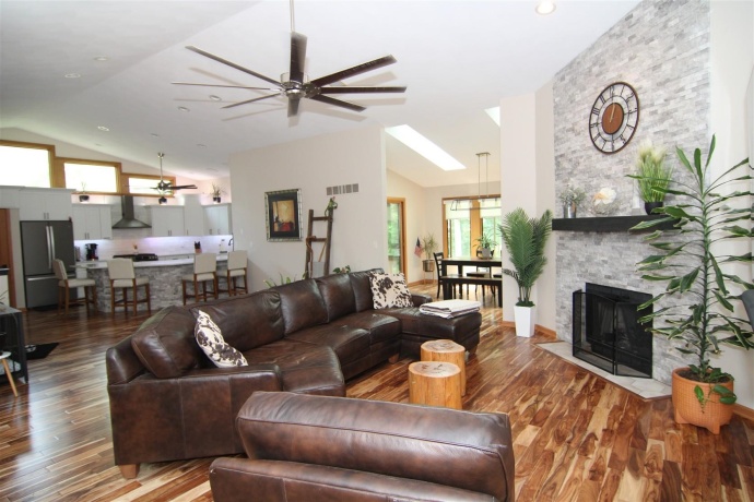 432 Village Wood, ROCKTON, Illinois 61072, 3 Bedrooms Bedrooms, ,3 BathroomsBathrooms,Condominium,For Sale,Village Wood,202604488