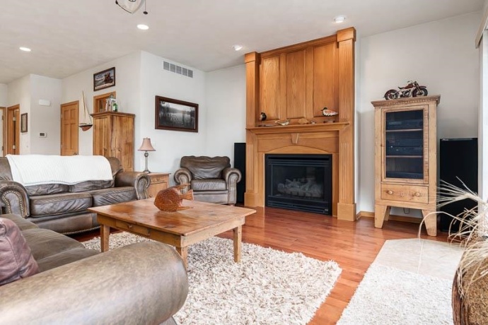 11101 EDGEMERE, ROSCOE, Illinois 61073, 3 Bedrooms Bedrooms, ,1 BathroomBathrooms,House,For Sale,EDGEMERE,202604494
