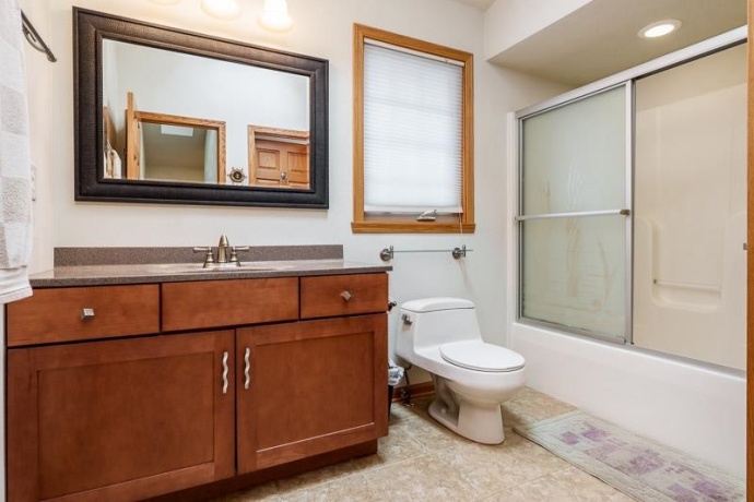 11101 EDGEMERE, ROSCOE, Illinois 61073, 3 Bedrooms Bedrooms, ,1 BathroomBathrooms,House,For Sale,EDGEMERE,202604494