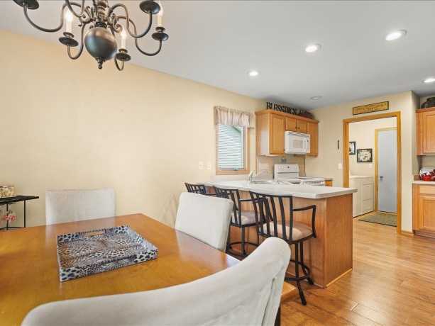 106 Katies, MOUNT MORRIS, Illinois 61054, 2 Bedrooms Bedrooms, ,2 BathroomsBathrooms,Condominium,For Sale,Katies,202604492