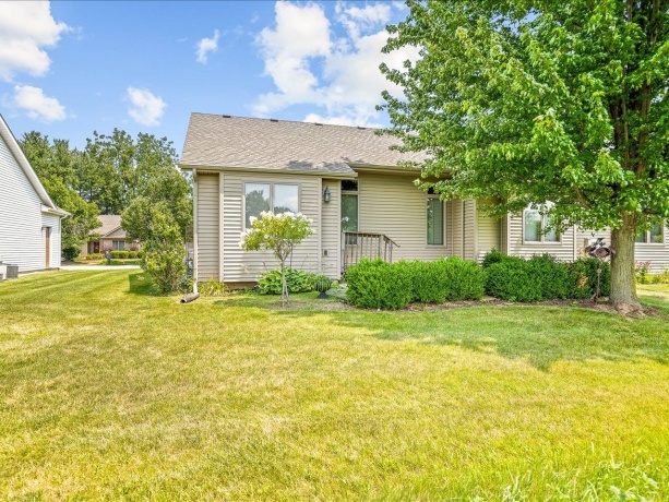 106 Katies, MOUNT MORRIS, Illinois 61054, 2 Bedrooms Bedrooms, ,2 BathroomsBathrooms,Condominium,For Sale,Katies,202604492