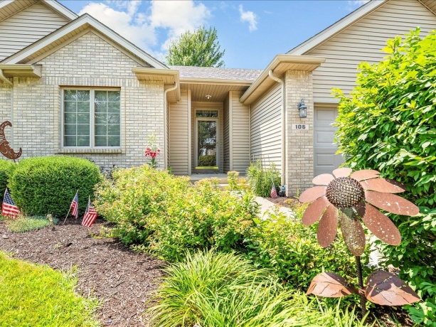 106 Katies, MOUNT MORRIS, Illinois 61054, 2 Bedrooms Bedrooms, ,2 BathroomsBathrooms,Condominium,For Sale,Katies,202604492