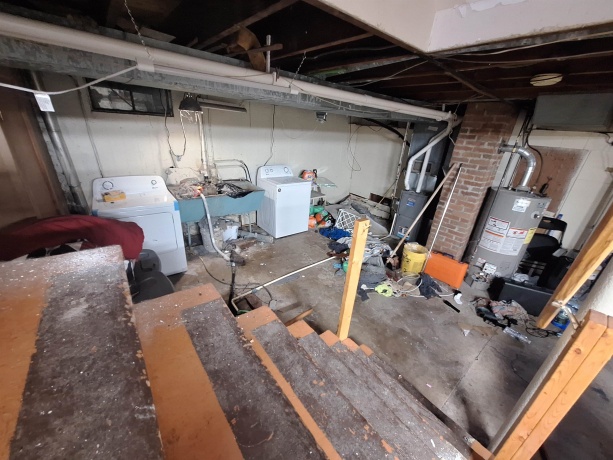 1566 Crosat St, LaSalle, Illinois 61301, 3 Bedrooms Bedrooms, ,1 BathroomBathrooms,House,For Sale,Crosat St,202604495