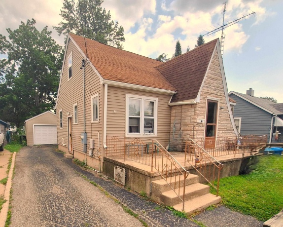 1566 Crosat St, LaSalle, Illinois 61301, 3 Bedrooms Bedrooms, ,1 BathroomBathrooms,House,For Sale,Crosat St,202604495