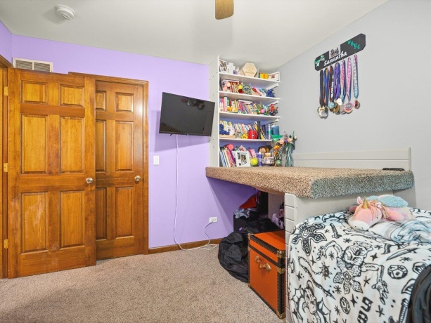 414 Lamplighter, POPLAR GROVE, Illinois 61065, 4 Bedrooms Bedrooms, ,2 BathroomsBathrooms,House,For Sale,Lamplighter,202604498