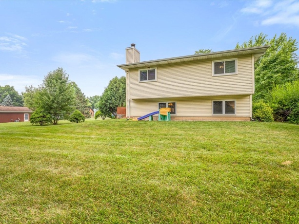 414 Lamplighter, POPLAR GROVE, Illinois 61065, 4 Bedrooms Bedrooms, ,2 BathroomsBathrooms,House,For Sale,Lamplighter,202604498