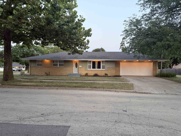 2205 Wyoming, ROCKFORD, Illinois 61108, 3 Bedrooms Bedrooms, ,3 BathroomsBathrooms,House,For Sale,Wyoming,202604502