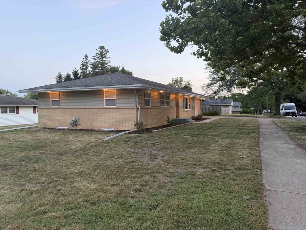 2205 Wyoming, ROCKFORD, Illinois 61108, 3 Bedrooms Bedrooms, ,3 BathroomsBathrooms,House,For Sale,Wyoming,202604502