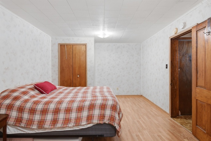 22 Metcalf, AMBOY, Illinois 61310, 4 Bedrooms Bedrooms, ,2 BathroomsBathrooms,House,For Sale,Metcalf,202604503