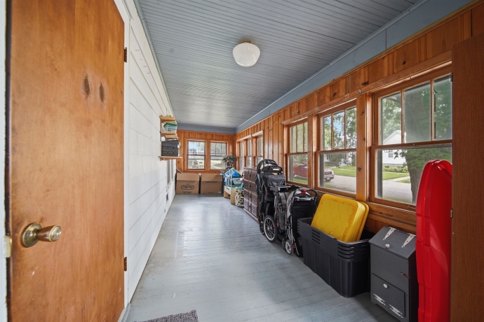 22 Metcalf, AMBOY, Illinois 61310, 4 Bedrooms Bedrooms, ,2 BathroomsBathrooms,House,For Sale,Metcalf,202604503