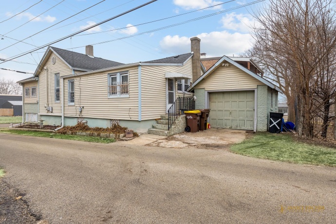 314 Olive, ROCKFORD, Illinois 61107, 2 Bedrooms Bedrooms, ,1 BathroomBathrooms,House,For Sale,Olive,202604505