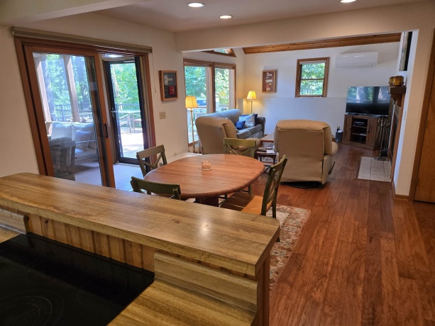 12A112 Truman, APPLE RIVER, Illinois 61001, 2 Bedrooms Bedrooms, ,2 BathroomsBathrooms,House,For Sale,Truman,202604507