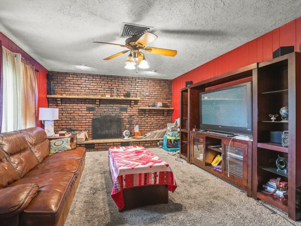 4115 Stage coach, ROCKFORD, Illinois 61101, 3 Bedrooms Bedrooms, ,1 BathroomBathrooms,House,For Sale,Stage coach,202603204