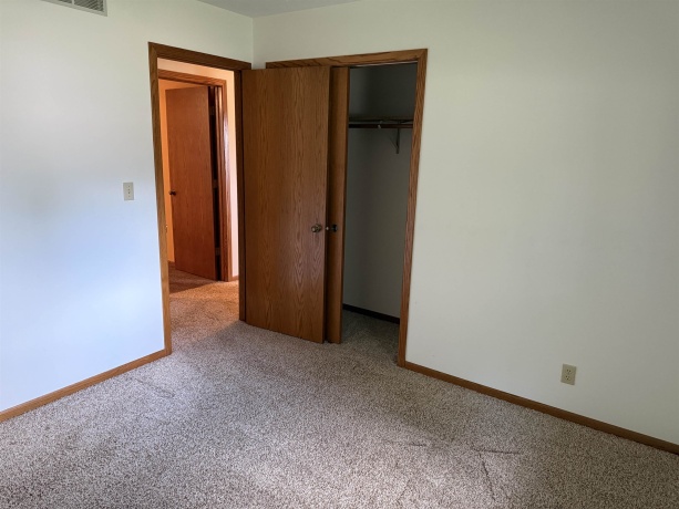 2109 Cimarron, FREEPORT, Illinois 61032, 3 Bedrooms Bedrooms, ,2 BathroomsBathrooms,House,For Sale,Cimarron,202604514