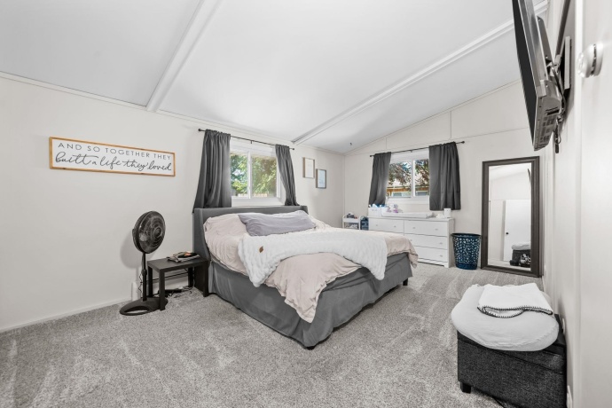 216 Linder, ROCHELLE, Illinois 61068, 3 Bedrooms Bedrooms, ,1 BathroomBathrooms,House,For Sale,Linder,202604515