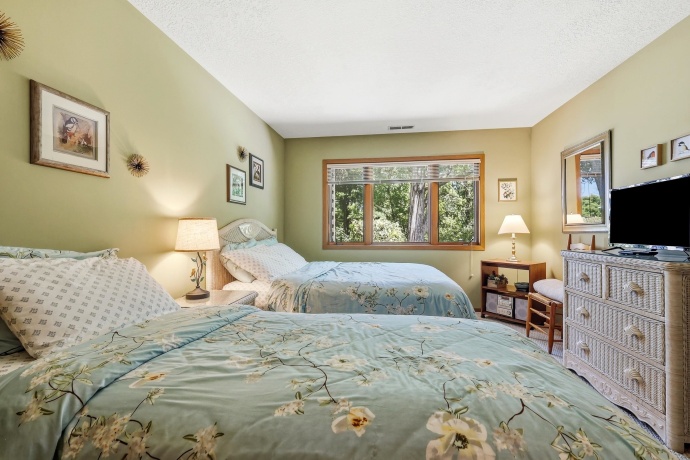 20 Valleywood, GALENA, Illinois 61036, 2 Bedrooms Bedrooms, ,2 BathroomsBathrooms,Condominium,For Sale,Valleywood,202604516
