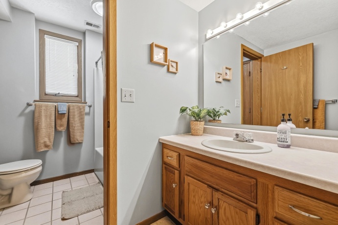 20 Valleywood, GALENA, Illinois 61036, 2 Bedrooms Bedrooms, ,2 BathroomsBathrooms,Condominium,For Sale,Valleywood,202604516