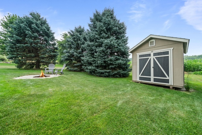 11808 Tar Heel, ROCKTON, Illinois 61072, 3 Bedrooms Bedrooms, ,3 BathroomsBathrooms,House,For Sale,Tar Heel,202604518