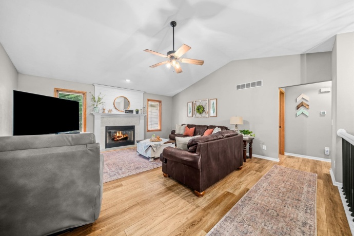 11808 Tar Heel, ROCKTON, Illinois 61072, 3 Bedrooms Bedrooms, ,3 BathroomsBathrooms,House,For Sale,Tar Heel,202604518
