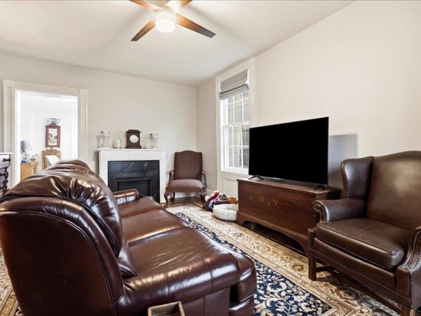 908 Park, GALENA, Illinois 61036, 4 Bedrooms Bedrooms, ,3 BathroomsBathrooms,House,For Sale,Park,202604519