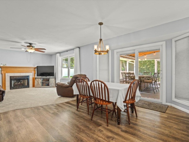 6937 Summit, BYRON, Illinois 61010, 4 Bedrooms Bedrooms, ,2 BathroomsBathrooms,House,For Sale,Summit,202604520