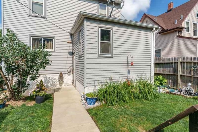 1810 8th, ROCKFORD, Illinois 61104, 3 Bedrooms Bedrooms, ,1 BathroomBathrooms,House,For Sale,8th,202604521