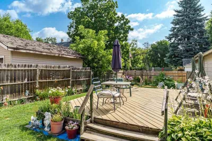 1810 8th, ROCKFORD, Illinois 61104, 3 Bedrooms Bedrooms, ,1 BathroomBathrooms,House,For Sale,8th,202604521